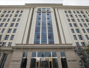 AK Parti Anayasa Komisyonu toplandı