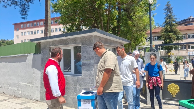 Bafra Gençlik Merkezi’nden YKS sonrası kalem kampanyası