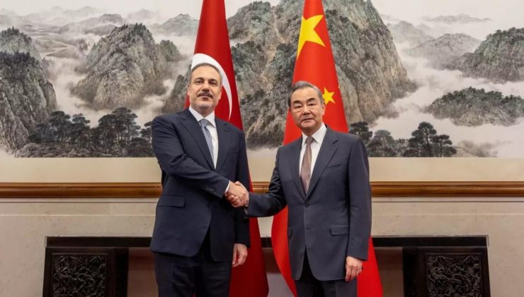 Dışişleri Bakanı Fidan, Çinli mevkidaşı Wang Yi ile görüştü