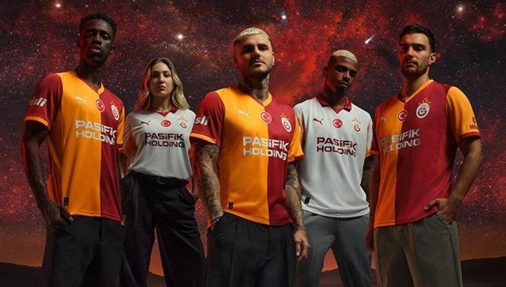 Galatasaray 5 yıldızlı yeni sezon formalarını tanıttı