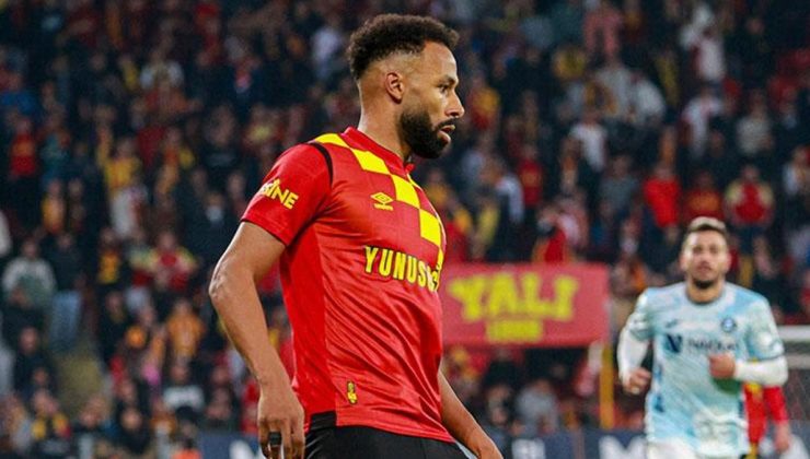 Göztepe, 3 oyuncuyla daha yollarını ayırdı