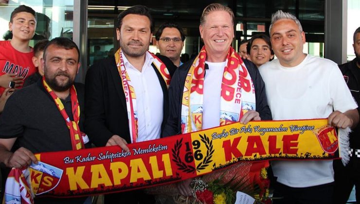 Kayserispor’un yeni teknik direktörü Markus Gisdol, Kayseri’ye geldi