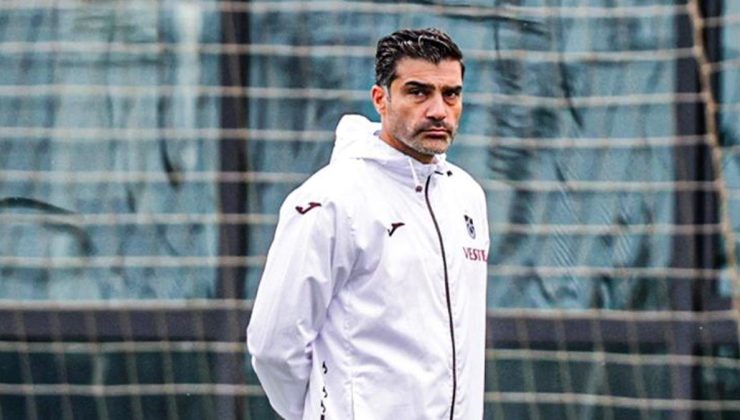 Mustafa Sarp hocalığa soyunuyor