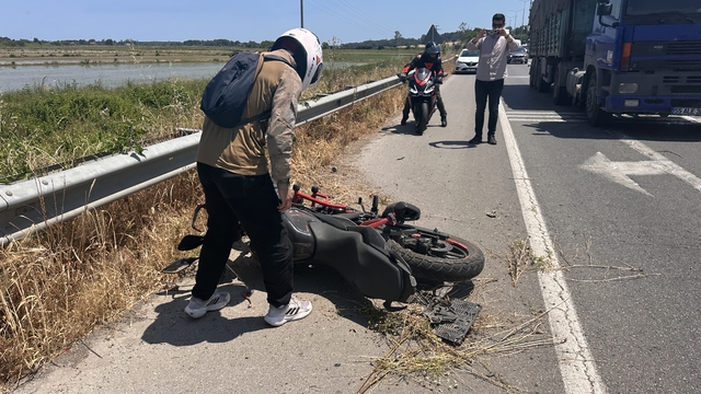 Samsun’da devrilen motosikletin sürücüsü yaralandı