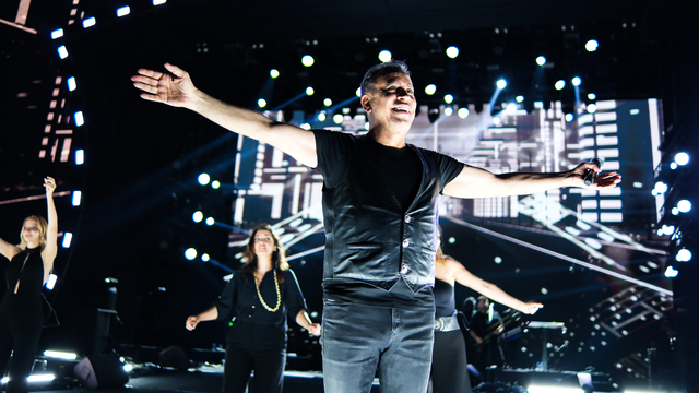 Şarkıcı Haluk Levent, Samsun’da konser verdi