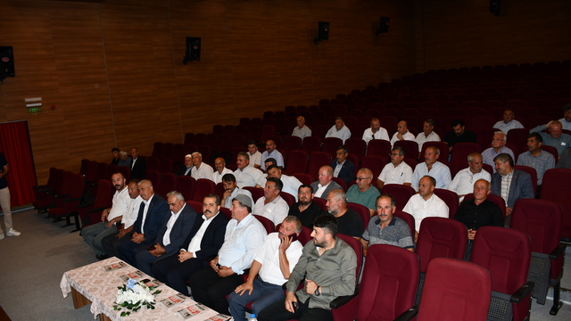 Vezirköprü’de muhtarlara yönelik eğitim programı