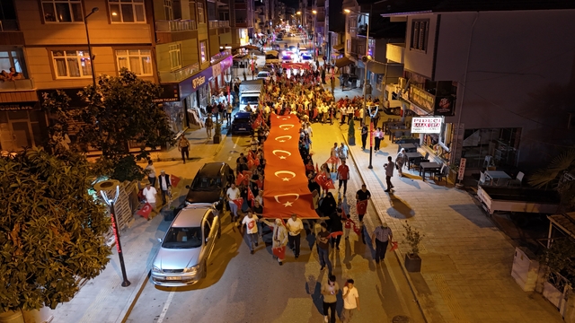 Alaçam’da Demokrasi ve Milli Birlik Yürüyüşü düzenlendi