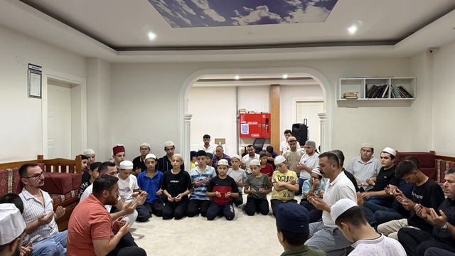 Alaçam’da şehitler için dua edildi