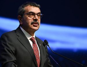 Bakan Tekin’den Özgür Özel’e tepki