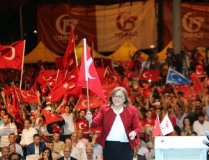 Fatma Şahin’den 15 Temmuz mesajı: ‘Tarihi bir duruştur’