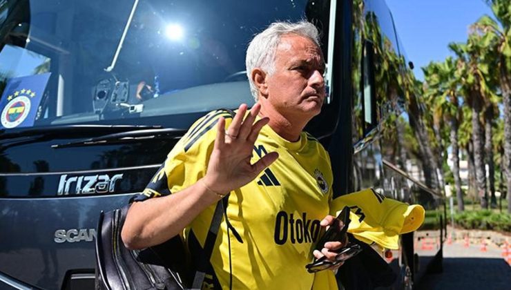 Fenerbahçe’de Jose Mourinho 2 futbolcunun üstünü çizdi! Biletleri kesildi