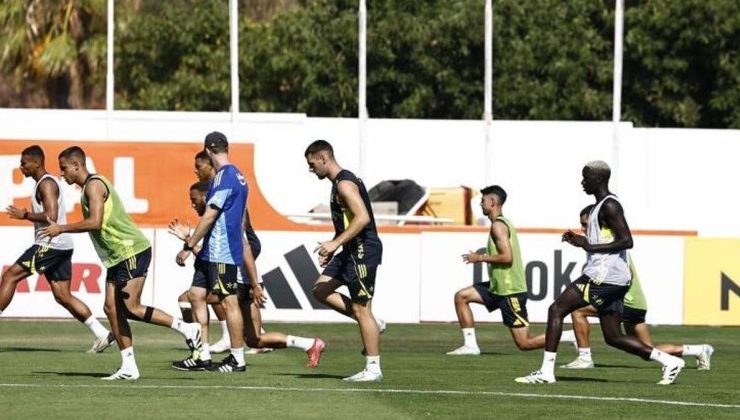 Fenerbahçe’de yeni sezon hazırlıkları devam etti