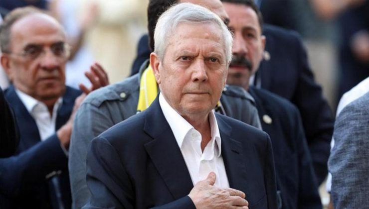 Fenerbahçe’nin eski başkanı Aziz Yıldırım: ‘Fenerbahçe’yi çok kötü günler bekliyor’