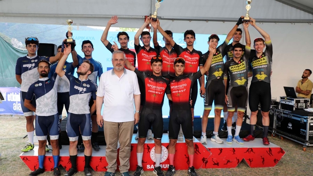 Kapıkayafest’te düzenlenen bisiklet yarışının ilk turu tamamlandı