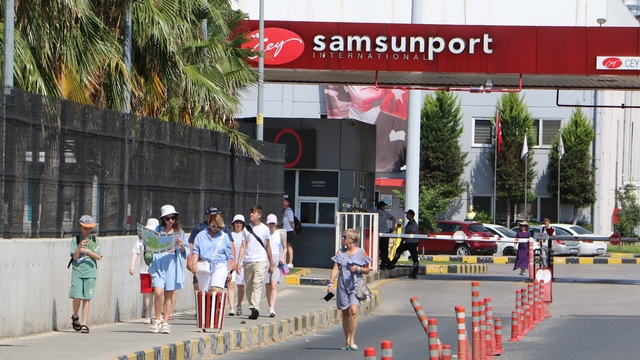 Astoria Grande kruvaziyeri, 1117 yolcusuyla Samsun’da