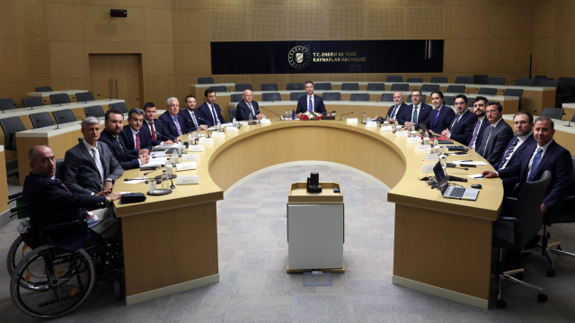 Bakan Bayraktar Türkiye Kömür Üreticileri Derneği yönetimini kabul etti: Kömür ithalatını azaltmak önceliğimiz