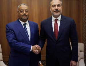 Bakan Fidan, Cibuti Dışişleri Bakanı Omar ile bir araya geldi