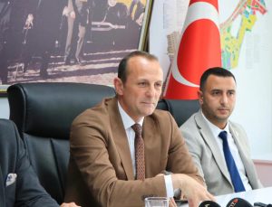 Başkanın içkili alan teklifi şehri karıştırdı! Büyük tepki