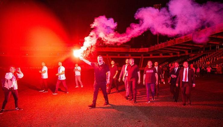 Çaykur Rizespor, taraftarıyla buluştu