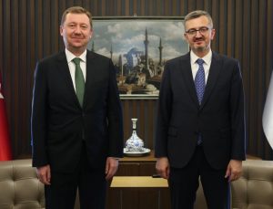 Cumhurbaşkanlığı Genel Sekreteri Susmaz’dan İletişim Başkanı Burhanettin Duran’a ziyaret