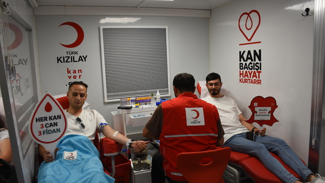 Samsun’da Türk Kızılay’ın “Hedef 1919: Hastaya Kan, Ormana Can” kampanyası başladı