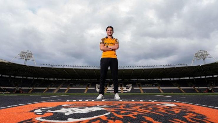 Trabzonspor resmen açıkladı: Enis Destan, İngiltere’ye transfer oldu