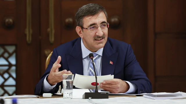Cevdet Yılmaz: Enflasyonla kararlı mücadelemiz sürecek