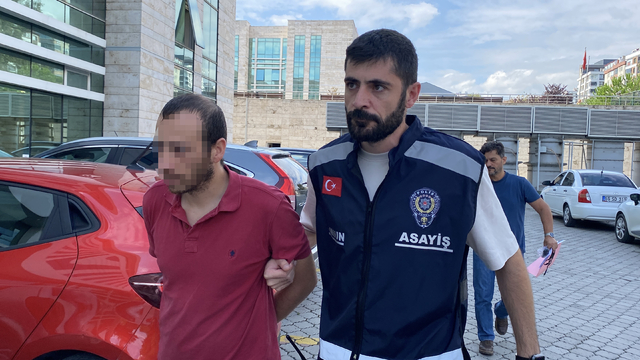 İnşaatın soyunma odasından para çalan şüpheli, 2 saatte yakalandı