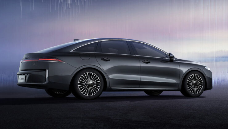 Çin Rüzgarı ve Otomotiv Endüstrisinde Yeni Bir Çağ: İmkansızı Başaran Sedan