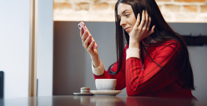 Arka Planda Bekleyen Uygulamaları Kapatmak: Alışkanlık mı Yoksa Teknolojiye İhanet mi?